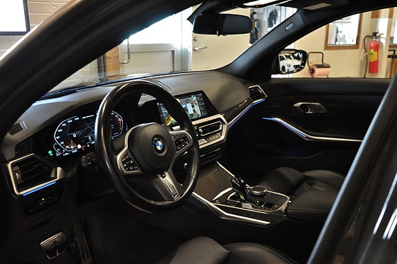 BMW M340d 6 of 14