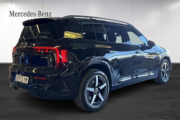 Mercedes-Benz GLB350 3 of 5
