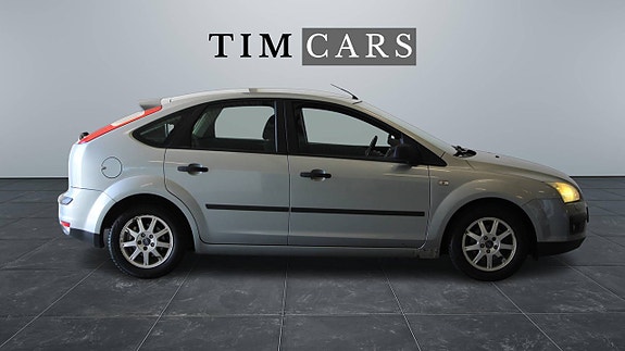 Ford Focus 3 of 5