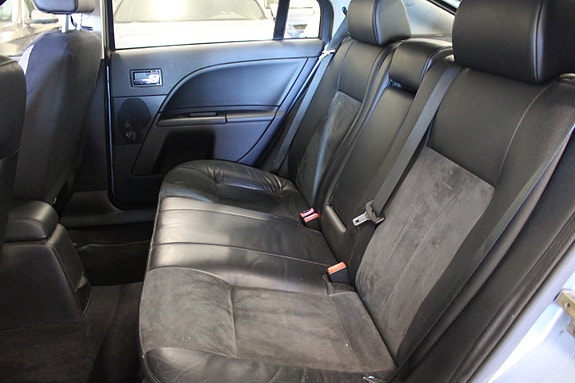 Ford Mondeo 11 of 19