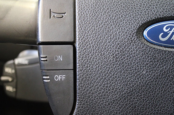 Ford Mondeo 18 of 19