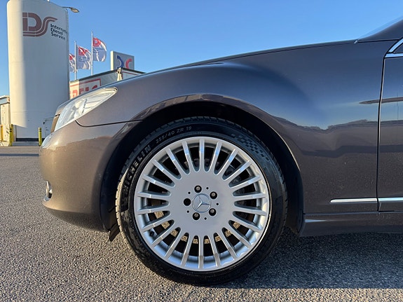 Mercedes-Benz CL500 9 of 24