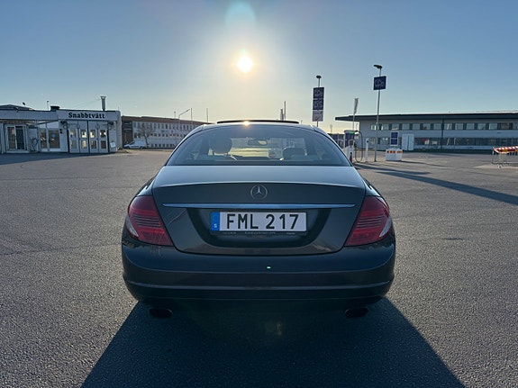 Mercedes-Benz CL500 6 of 24