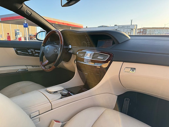 Mercedes-Benz CL500 17 of 24