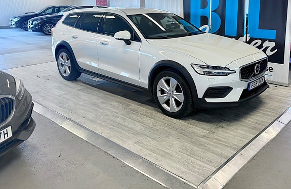 Volvo V60 Cross Country