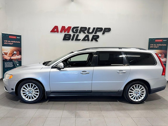 Volvo V70 4 of 17