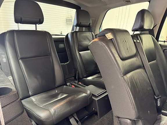 Volvo XC90 13 of 21