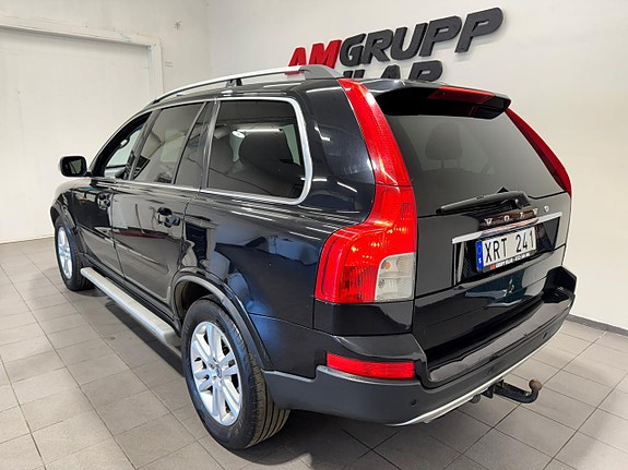 Volvo XC90 14 of 21