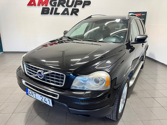 Volvo XC90 10 of 21