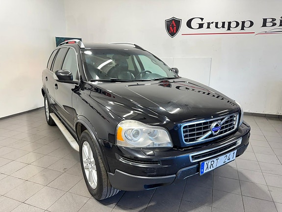 Volvo XC90 12 of 21