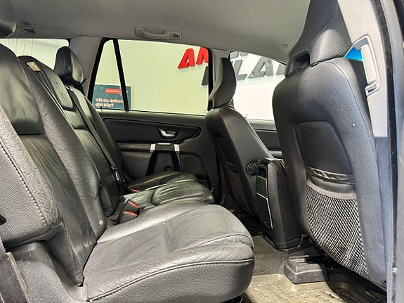 Volvo XC90 9 of 21