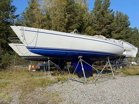 Albin Nova -1988 – Akterkabin, nyare motor och välutrustad 3 of 5