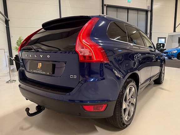 Volvo XC60 9 of 19