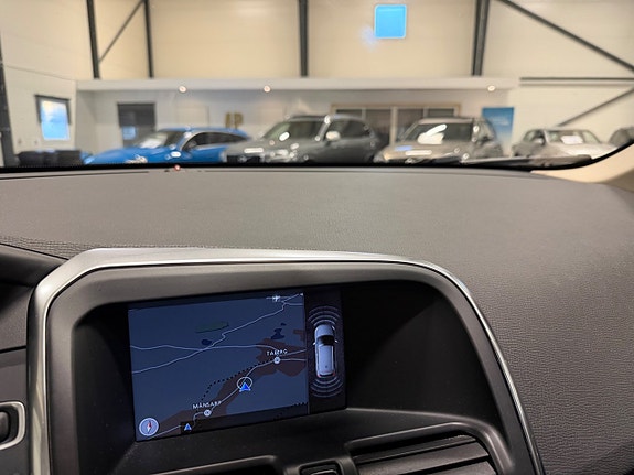 Volvo XC60 17 of 19