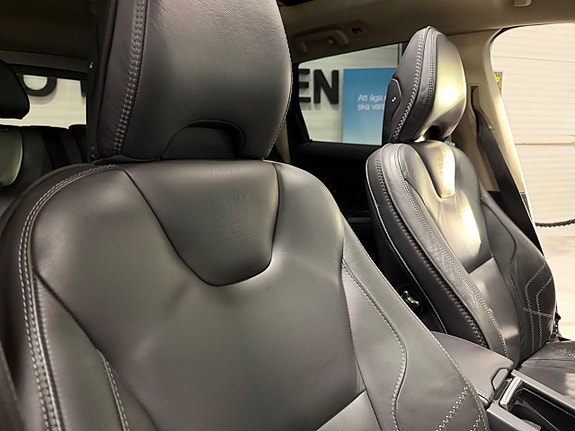 Volvo XC60 15 of 19