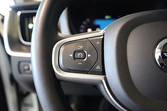 Volvo XC60 23 of 26