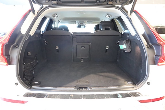 Volvo XC60 25 of 26