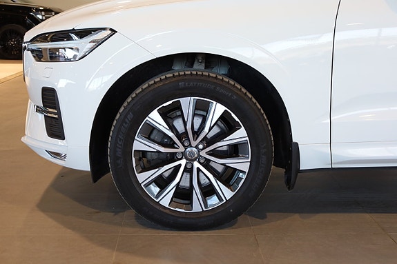 Volvo XC60 6 of 26