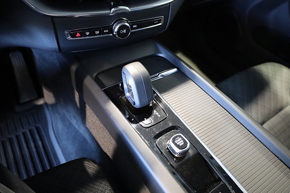 Volvo XC60 22 of 26
