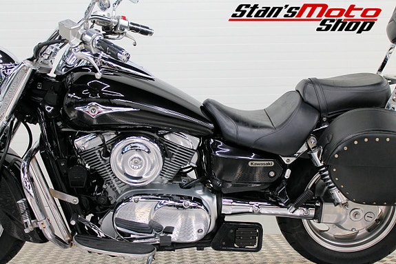 Kawasaki Vulcan VN 1600 Classic Vance&Hines 12 of 15
