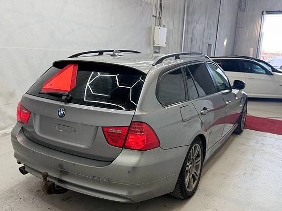 BMW 320d 8 of 12