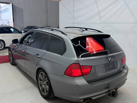 BMW 320d 6 of 12