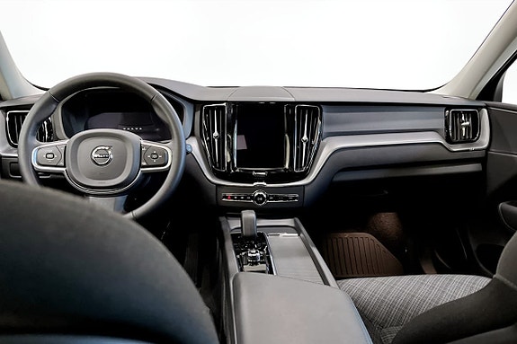 Volvo XC60 4 of 9