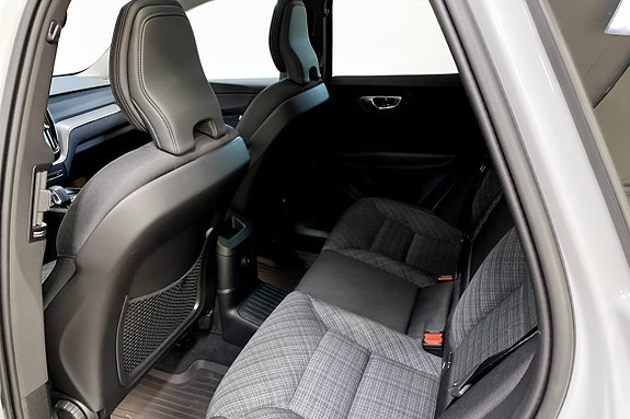 Volvo XC60 8 of 9