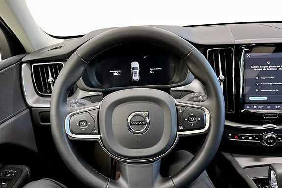 Volvo XC60 7 of 9