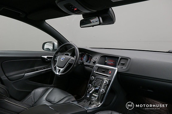 Volvo S60 10 of 15