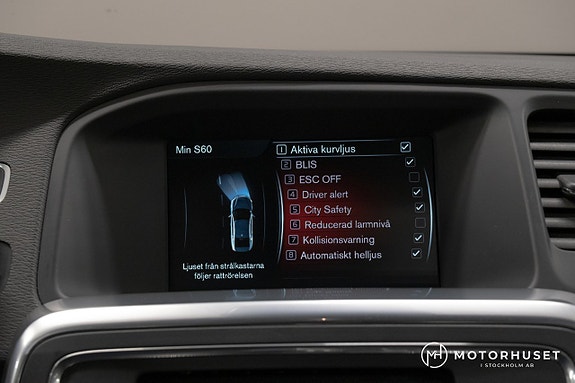 Volvo S60 12 of 15