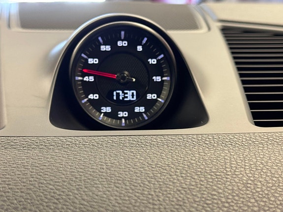 Porsche Cayenne Coupe 13 of 26