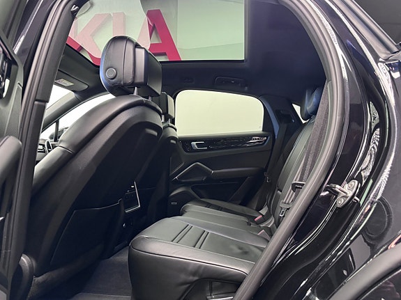 Porsche Cayenne Coupe 26 of 26