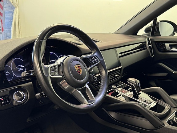 Porsche Cayenne Coupe 20 of 26