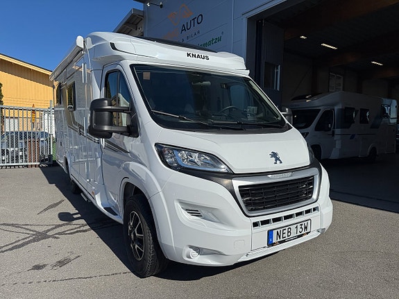 Knaus VAN TI 650 MEG VANSATION (165HK) Långbädd & stort garage! Får köras på B-kort! Låga mil! Endast 6,96m! 15 of 18