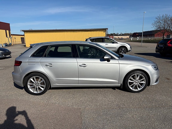 Audi A3 4 of 5