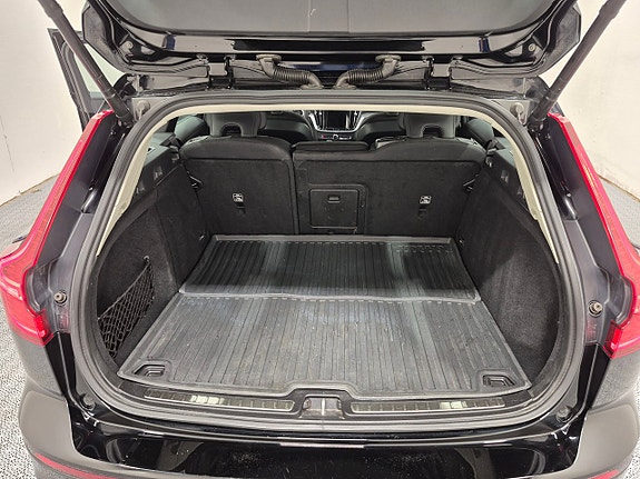 Volvo V60 Cross Country 11 of 11
