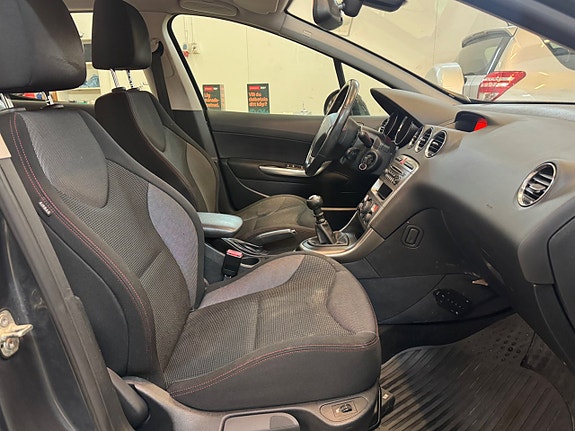 Peugeot 308 15 of 20