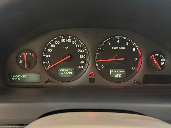 Volvo S60 14 of 18