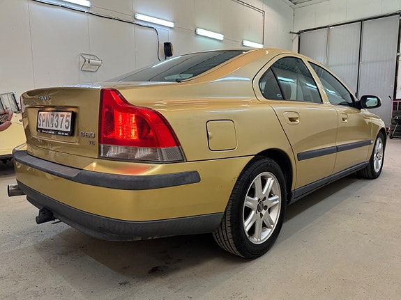 Volvo S60 5 of 5