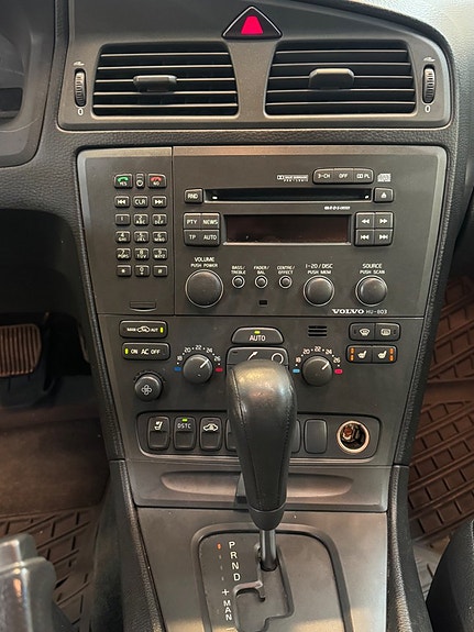 Volvo S60 13 of 18