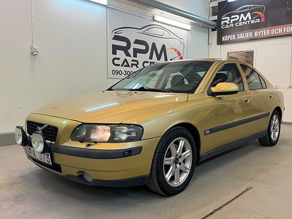 Volvo S60 3 of 5