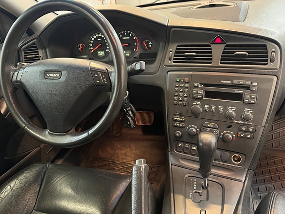 Volvo S60 10 of 18