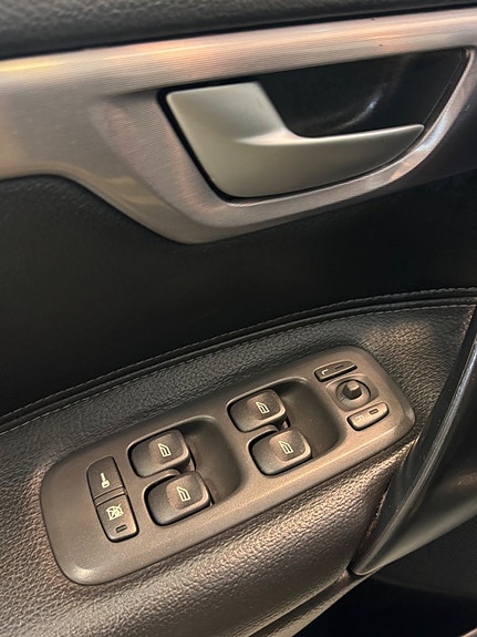 Volvo S60 16 of 18
