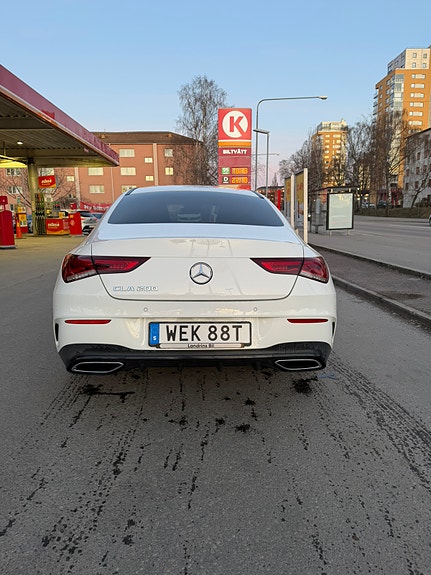 Mercedes-Benz CLA200 3 of 5