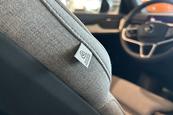 Volvo EX90 24 of 30
