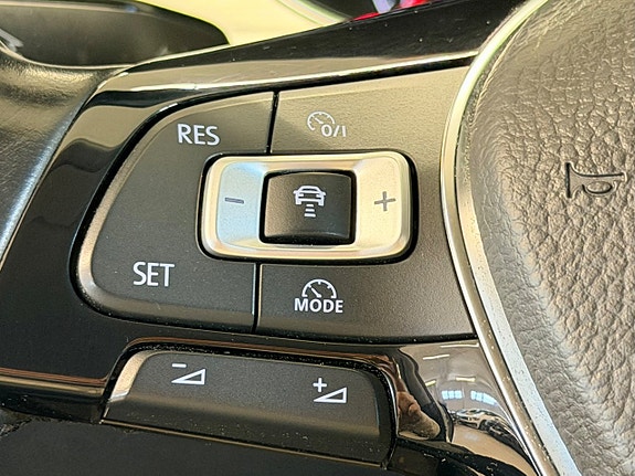 Volkswagen Golf VII 16 of 17