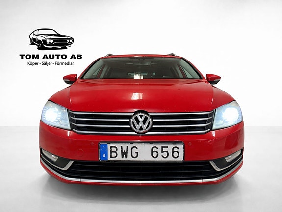Volkswagen Passat 2 of 5