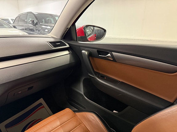 Volkswagen Passat 22 of 23