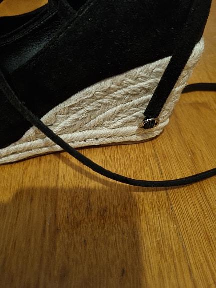 Product image 16 of 16